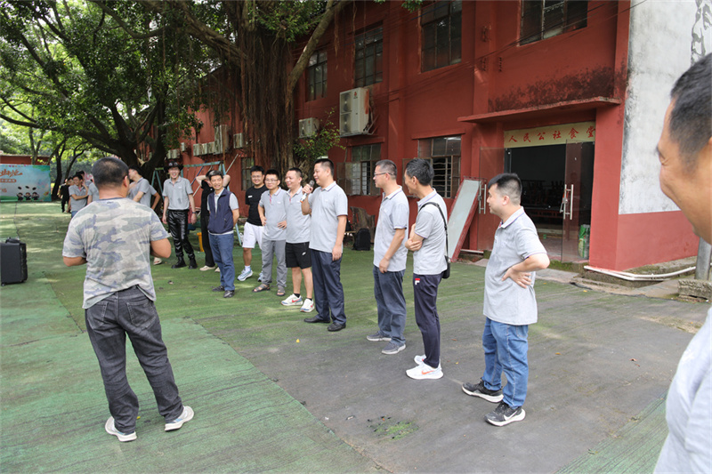 水蜜桃网站在线看时-帽峰山生态园团建团建-趣味活动5