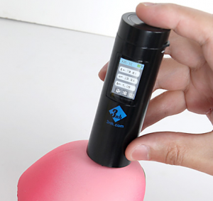 蜜桃AV噜噜一区二区三区小说如何判断并纠正颜色偏差?